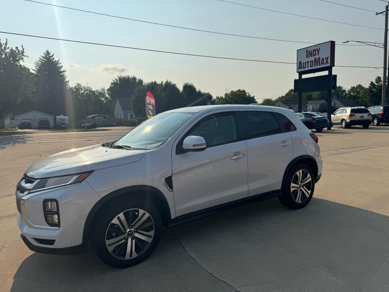 Mitsubishi Outlander Sport 2.0 ES 4WD 2024