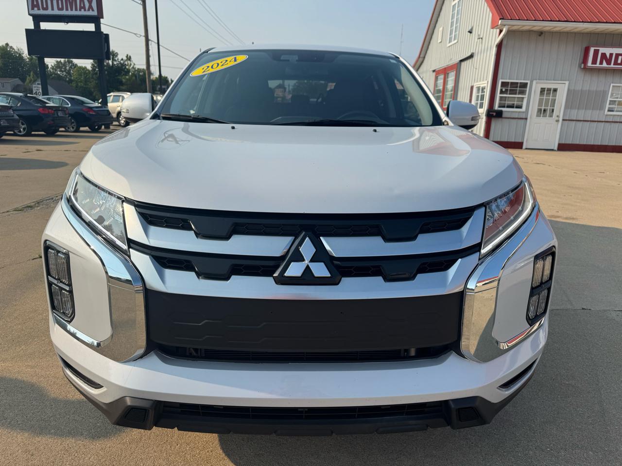 Mitsubishi Outlander Sport 2.0 ES 4WD 2024