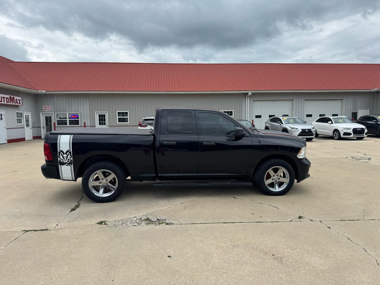 RAM 1500 Tradesman Quad Cab 2WD 2013