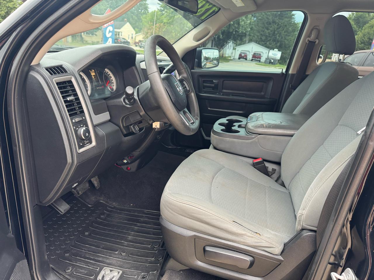 RAM 1500 Tradesman Quad Cab 2WD 2013