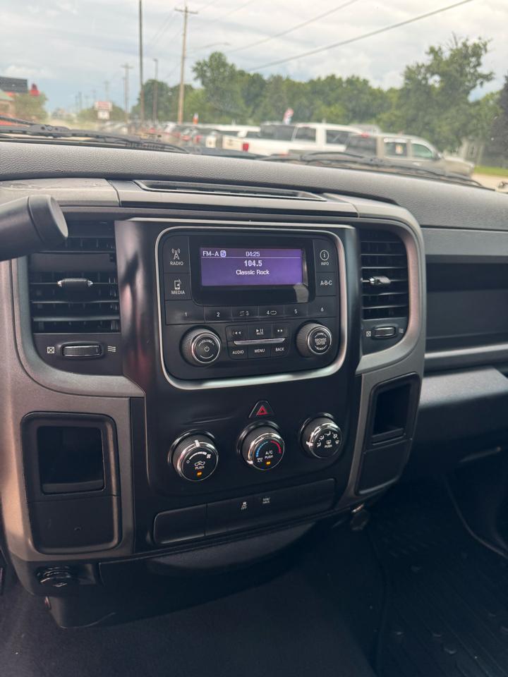 RAM 1500 Tradesman Quad Cab 2WD 2013