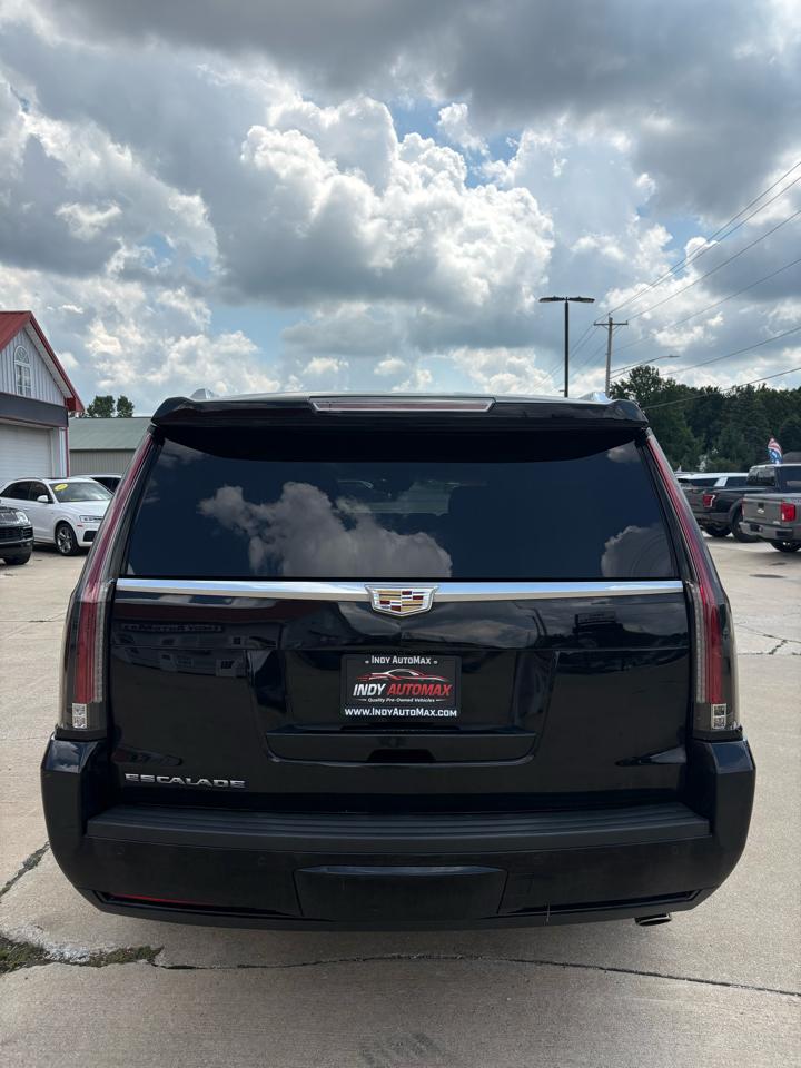 Cadillac Escalade ESV Premium 4WD 2016