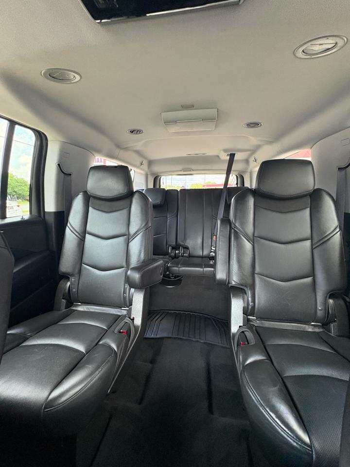Cadillac Escalade ESV Premium 4WD 2016
