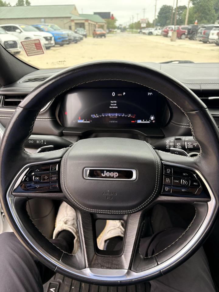 Jeep Grand Cherokee Overland 4WD 2022