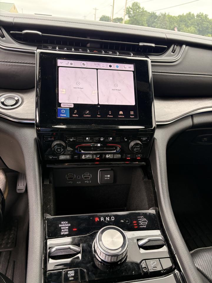 Jeep Grand Cherokee Overland 4WD 2022