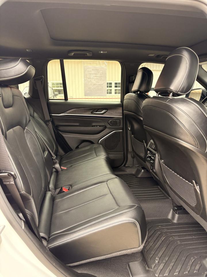 Jeep Grand Cherokee Overland 4WD 2022