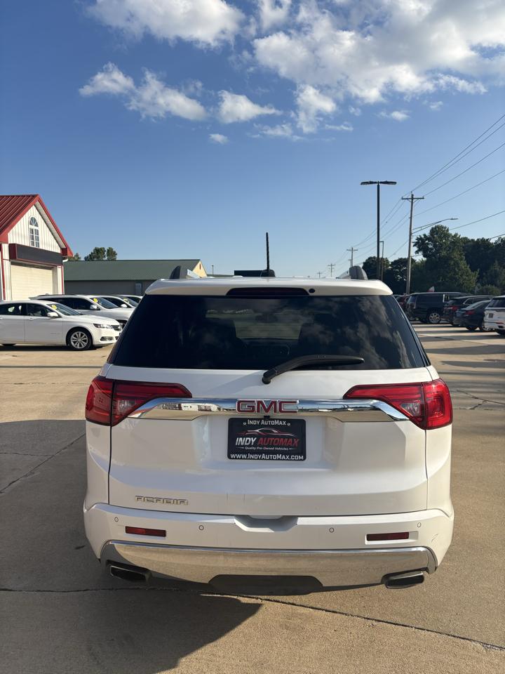 GMC Acadia Denali 2017