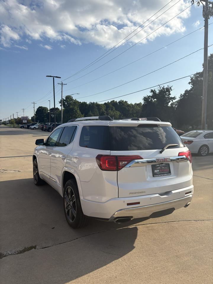 GMC Acadia Denali 2017