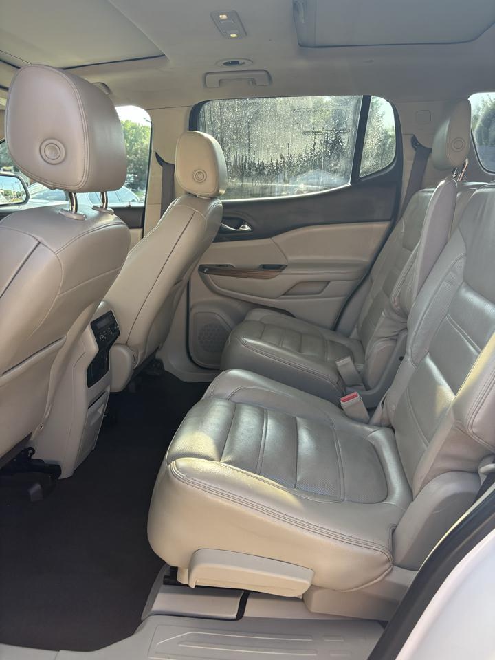 GMC Acadia Denali 2017