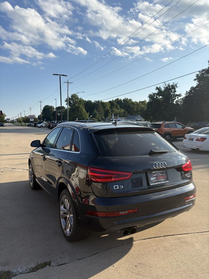 Audi Q3 2.0T quattro Premium Plus 2015