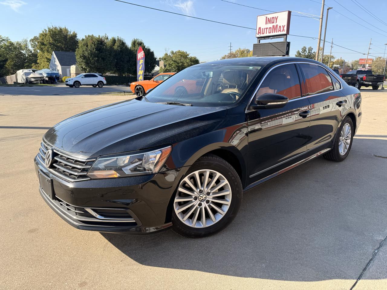 2016 Volkswagen Passat SE PZEV 6A w/ Sunroof & Nav