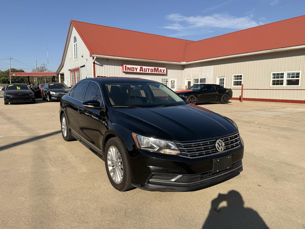 Volkswagen Passat SE PZEV 6A w/ Sunroof & Nav 2016