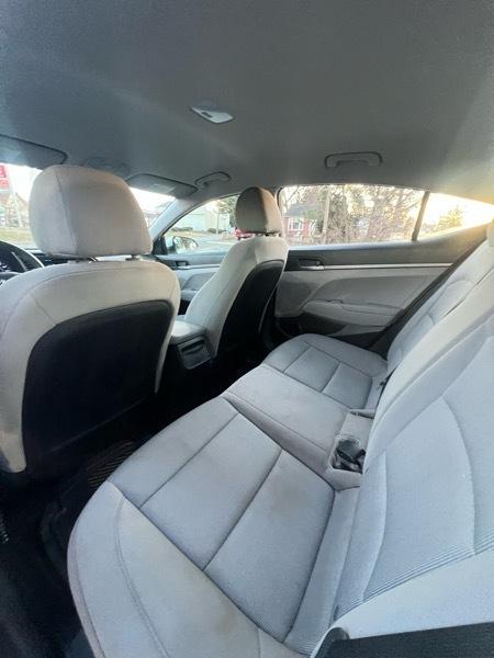 Hyundai Elantra SE 6AT 2017