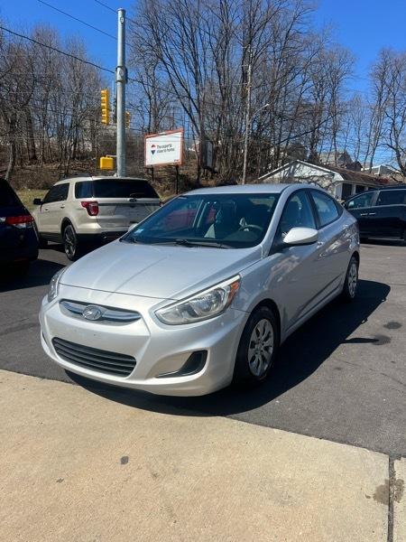 Hyundai Accent SE 4-Door 6A 2017