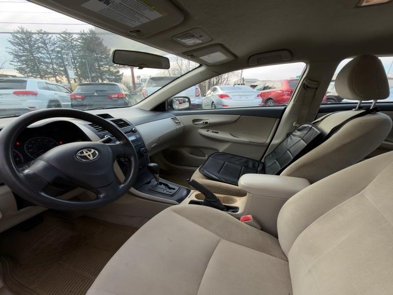 Toyota Corolla S 5-Speed MT 2013