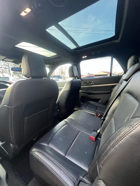 Ford Explorer XLT 4WD 2018