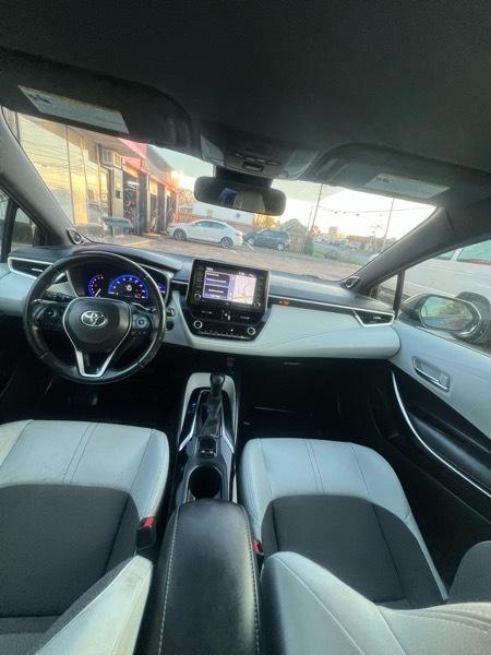 Toyota Corolla XLE CVT 2019