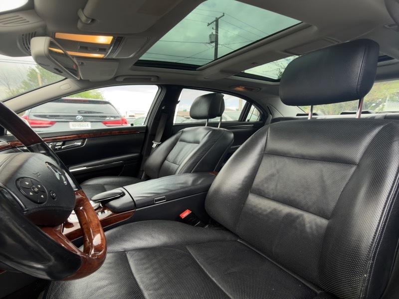 Mercedes-Benz S-Class S550 4-MATIC 2013