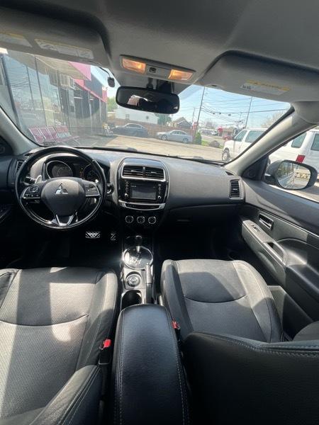 Mitsubishi Outlander Sport 2.4 SEL 4WD CVT 2016