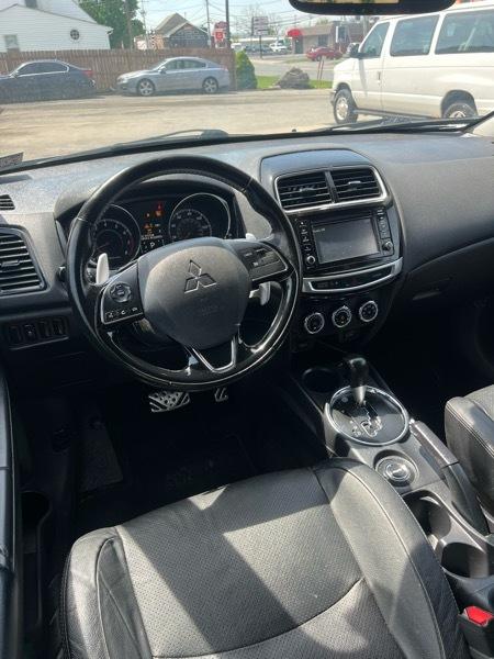 Mitsubishi Outlander Sport 2.4 SEL 4WD CVT 2016