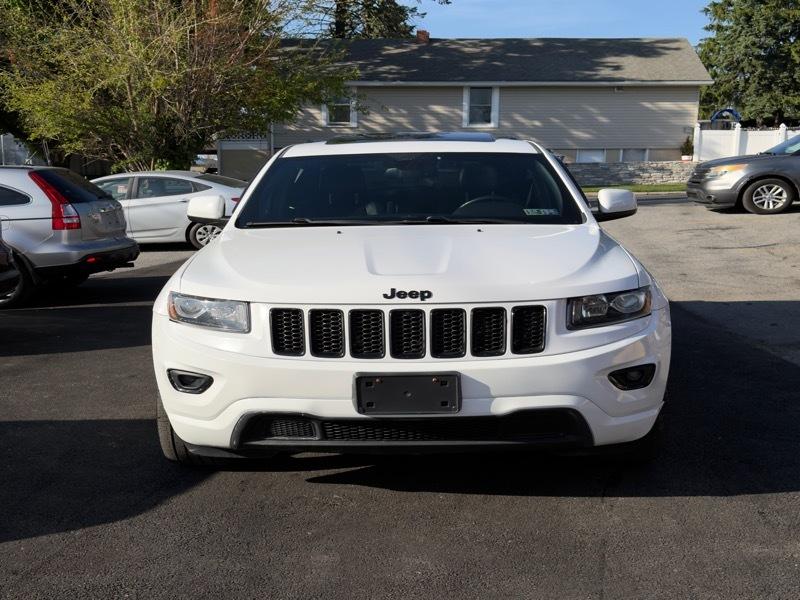 Jeep Grand Cherokee Laredo 4WD 2015