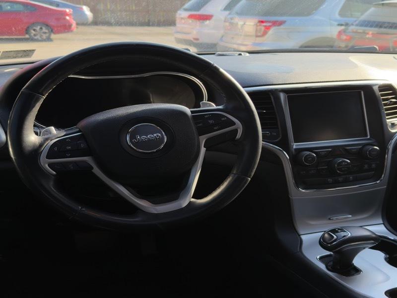 Jeep Grand Cherokee Laredo 4WD 2015