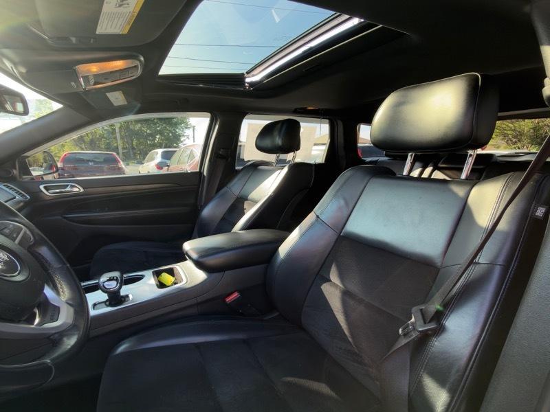 Jeep Grand Cherokee Laredo 4WD 2015