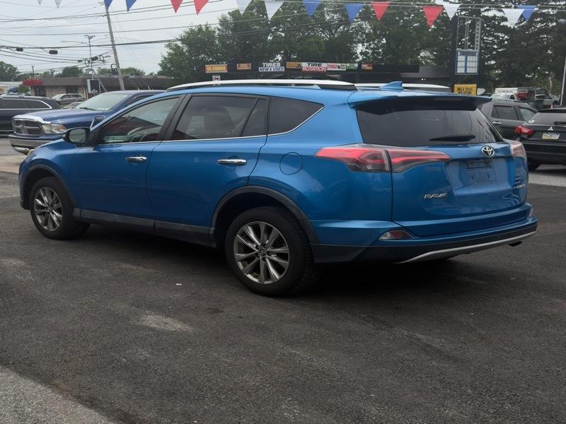 Toyota RAV4 Limited FWD 2016