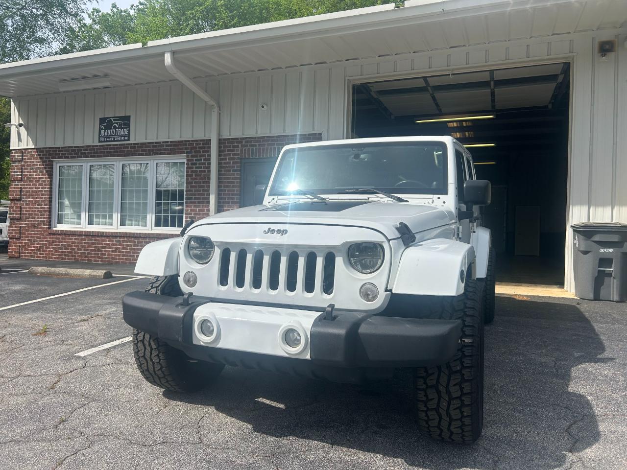 Jeep Wrangler Unlimited Sahara 4WD 2014