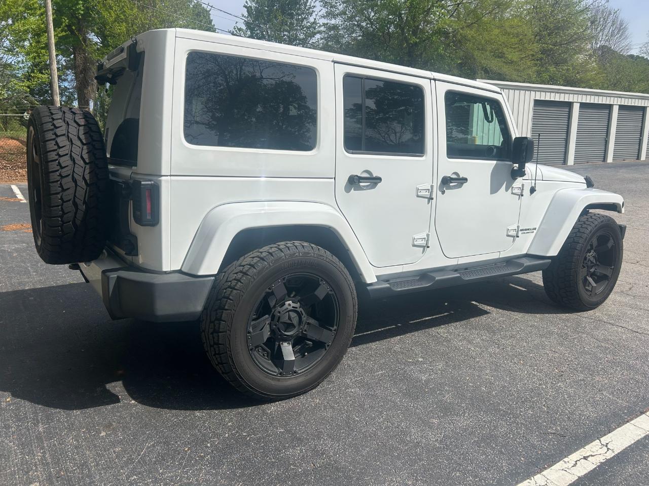 Jeep Wrangler Unlimited Sahara 4WD 2014