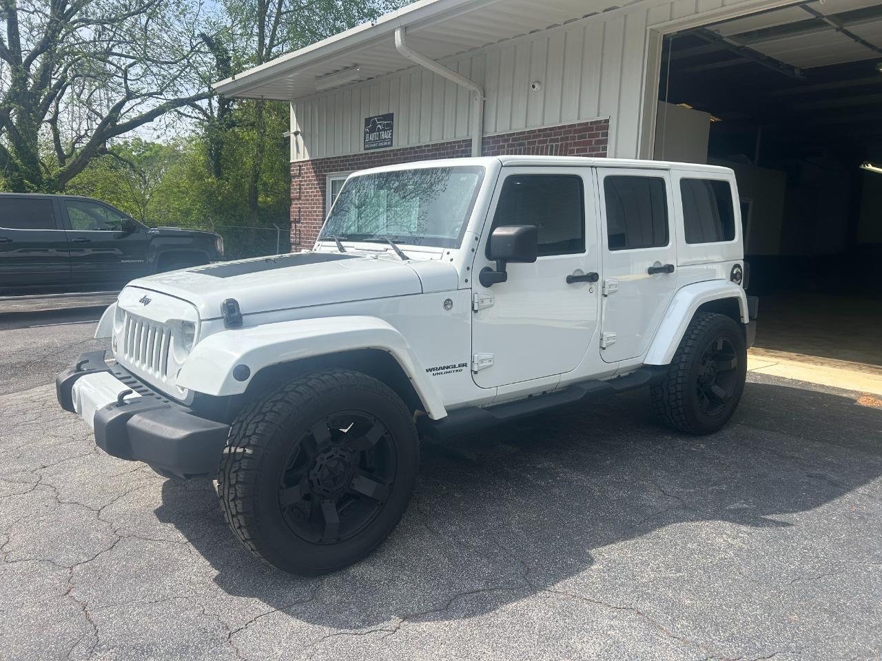 Jeep Wrangler Unlimited Sahara 4WD 2014