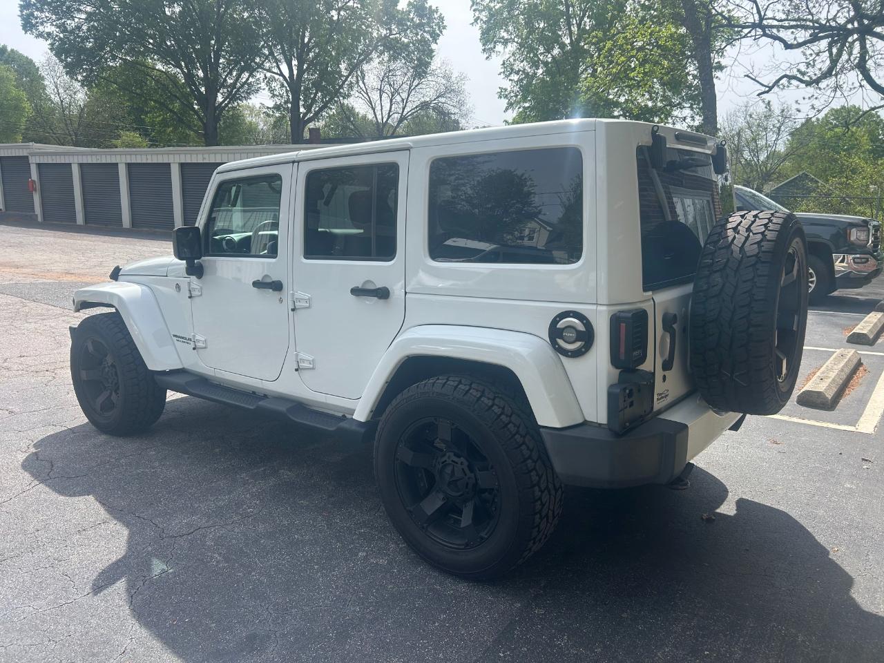 Jeep Wrangler Unlimited Sahara 4WD 2014