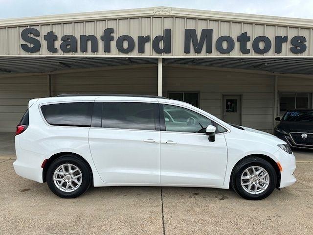 2021 Chrysler Voyager LXI FWD
