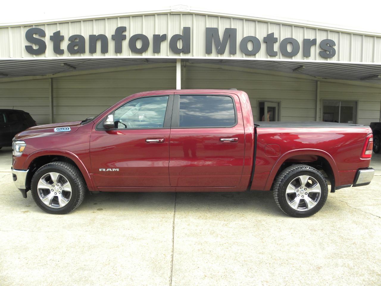 2022 RAM 1500 Laramie 4x4 Crew Cab 5'7" Box