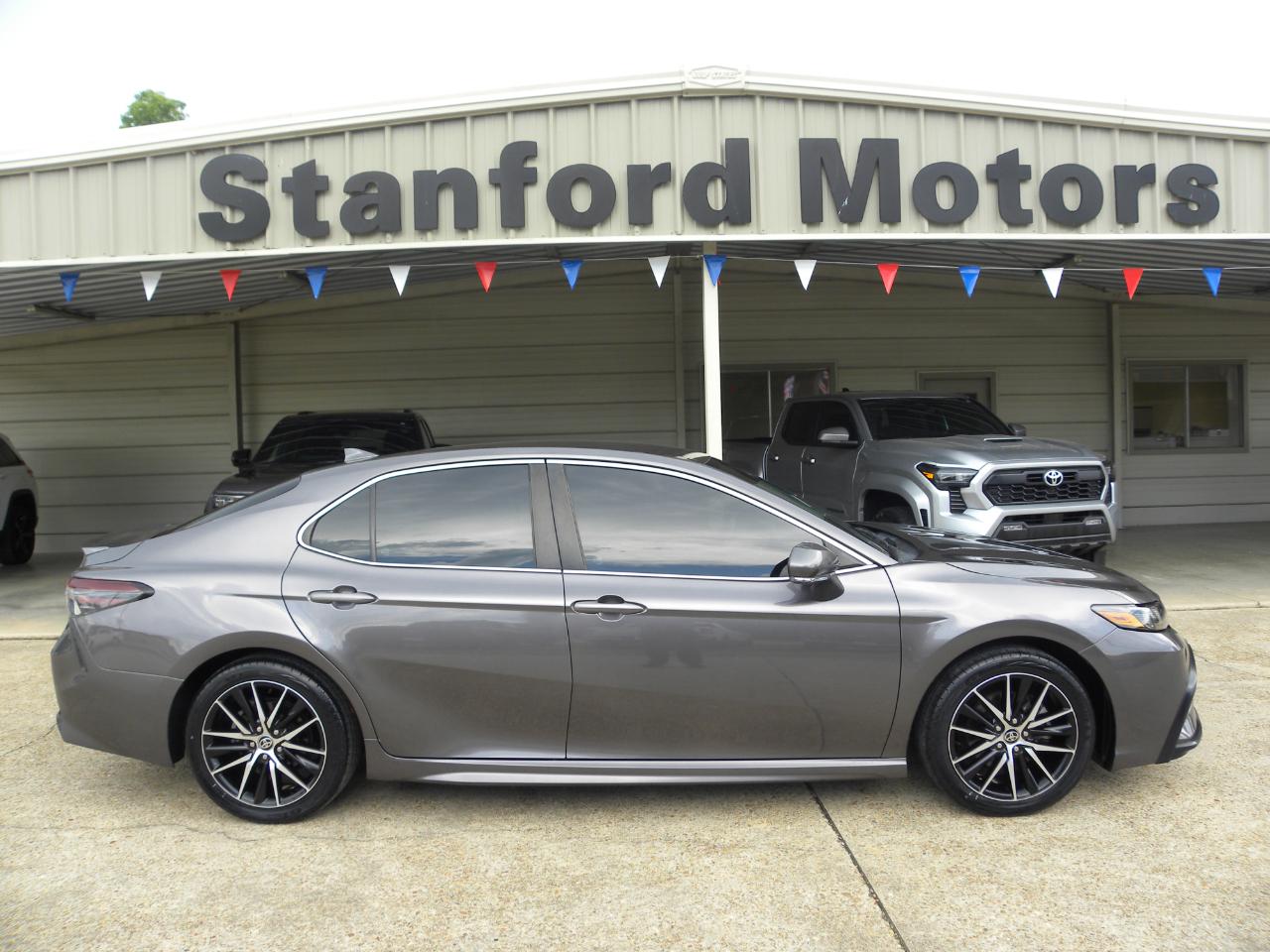 2023 Toyota Camry SE Auto AWD (Natl)