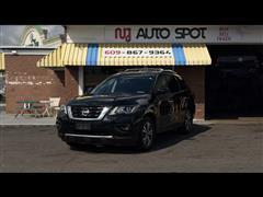 2017 Nissan Pathfinder 