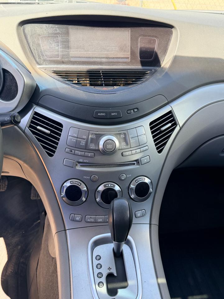 Subaru B9 Tribeca 7-Passenger 2006