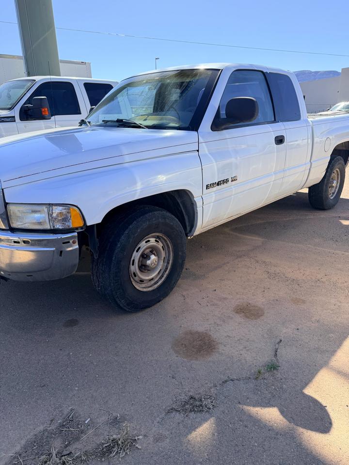 Dodge Ram 1500 Quad Cab Short Bed 2WD 2001