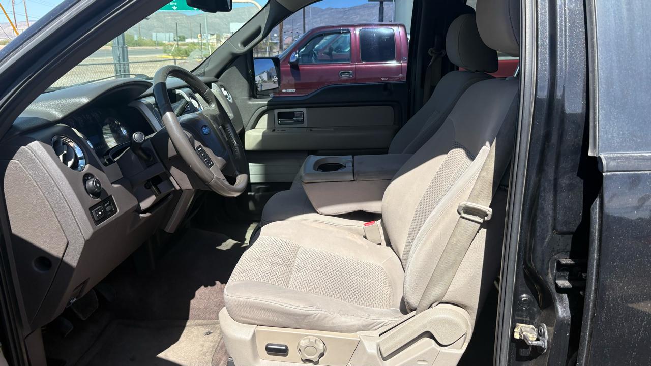 Ford F-150 XL SuperCrew 5.5-ft. Bed 2WD 2010