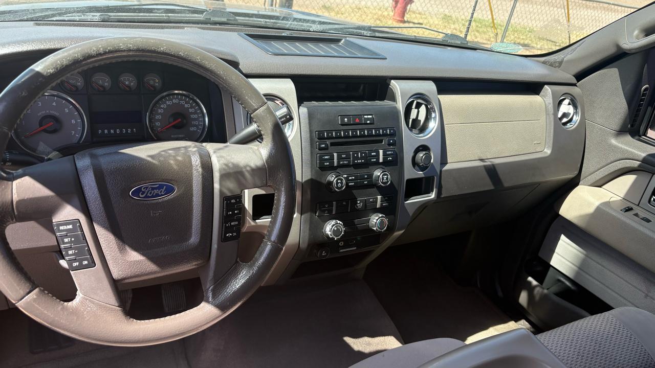 Ford F-150 XL SuperCrew 5.5-ft. Bed 2WD 2010