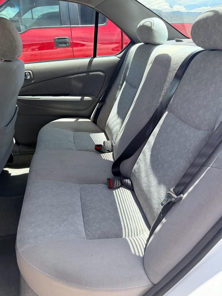 Toyota Prius 4-Door Sedan 2002