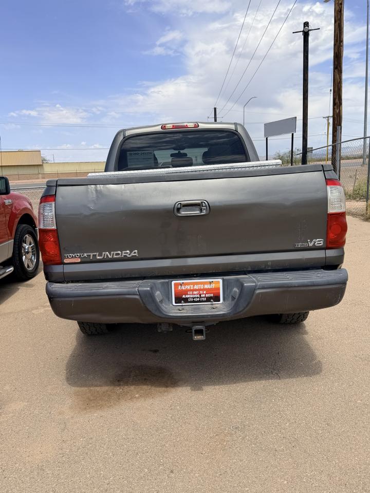 Toyota Tundra Limited Double Cab 2WD 2004