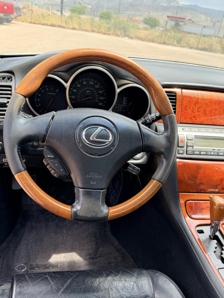 Lexus SC 430 Convertible 2002
