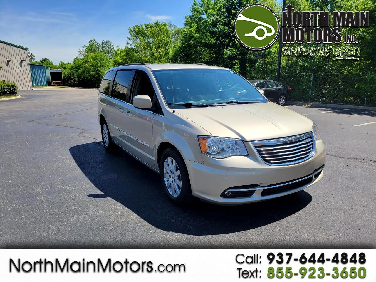 Chrysler Town & Country 4dr Wgn Touring 2016