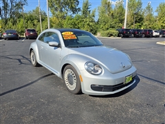 2014 Volkswagen Beetle Coupe  2014 Volkswagen Beetle Coupe