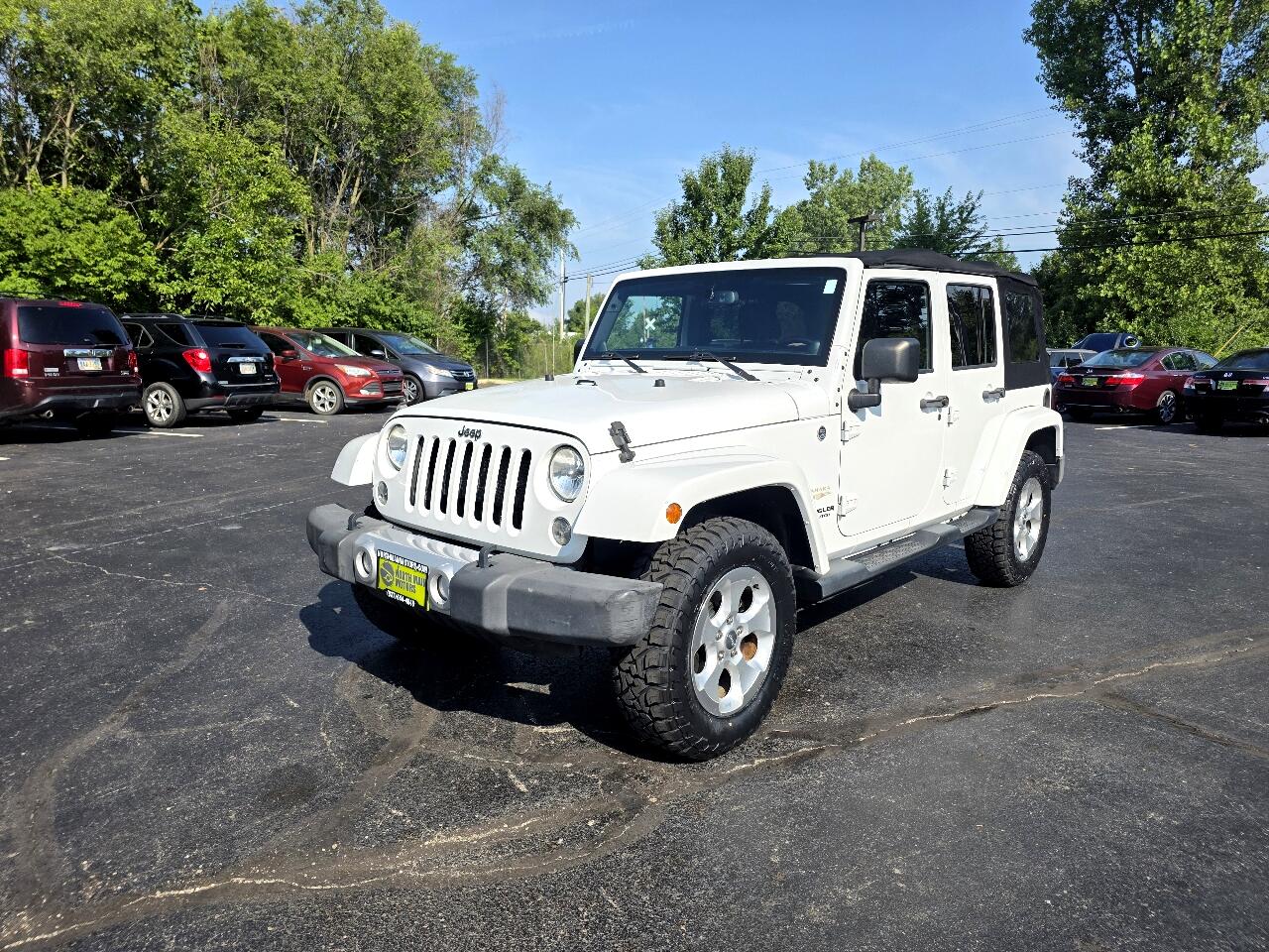 2014 Jeep Wrangler Unlimited Sahara photo 3