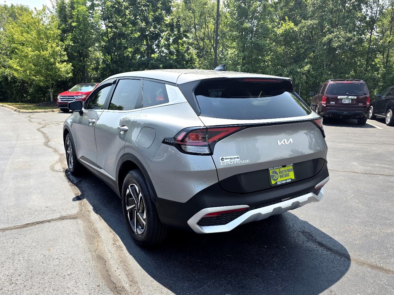 2023 Kia Sportage Hybrid LX photo 3