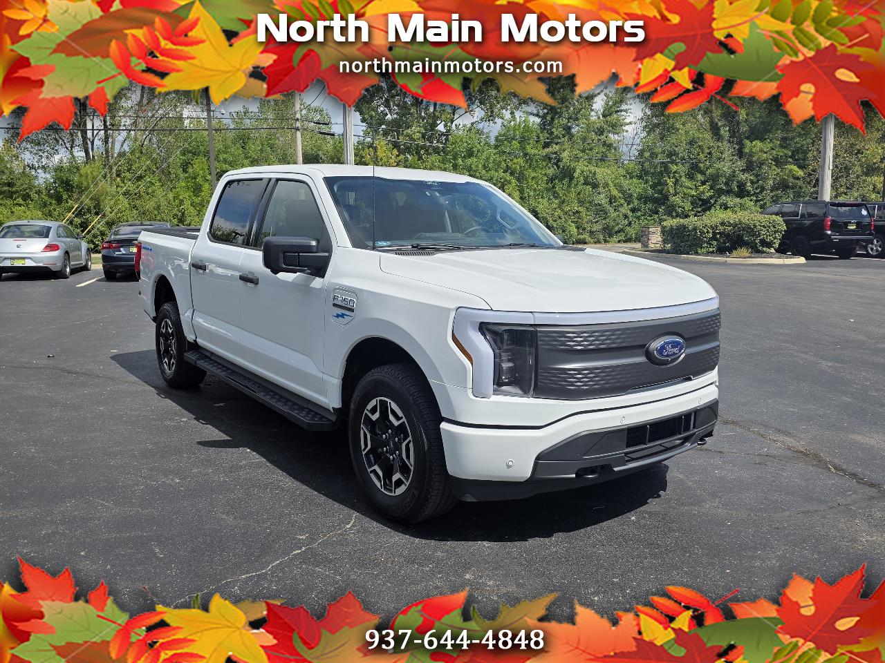 Ford F-150 Lightning XLT 4WD SuperCrew 5.5' Box 2022 Ford F-150 Lightning XLT 4WD SuperCrew 5.5' Box 2022