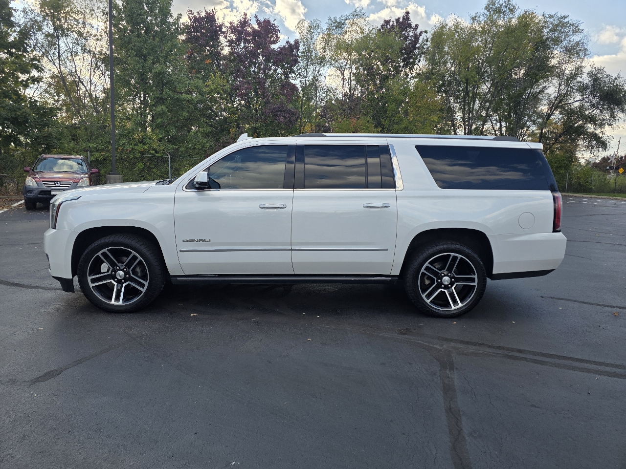 GMC Yukon XL 4WD 4dr Denali 2018 GMC Yukon XL 4WD 4dr Denali 2018