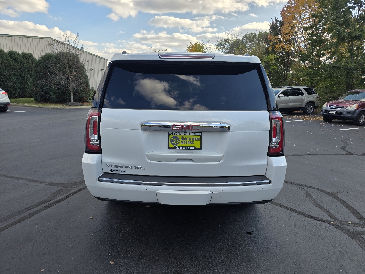 GMC Yukon XL 4WD 4dr Denali 2018 GMC Yukon XL 4WD 4dr Denali 2018